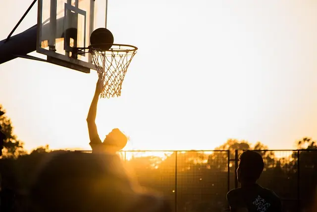 Top 7 des sports extrêmes accessibles pour tous les niveaux