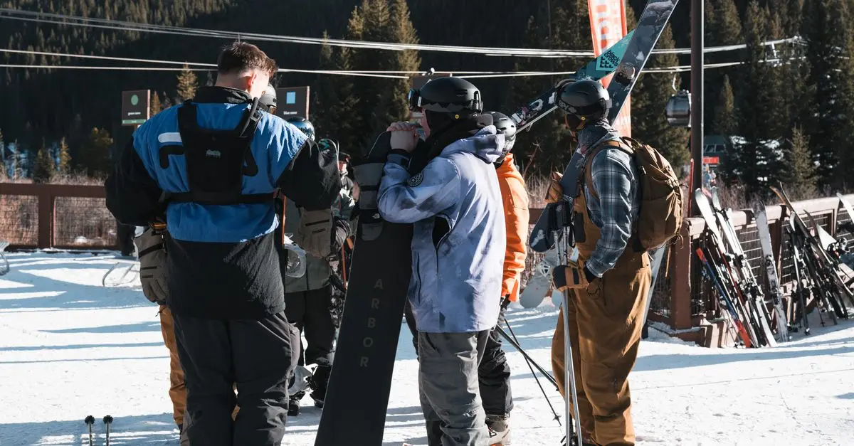 Comment le choix de l'équipement impacte votre accès aux sports extrêmes
