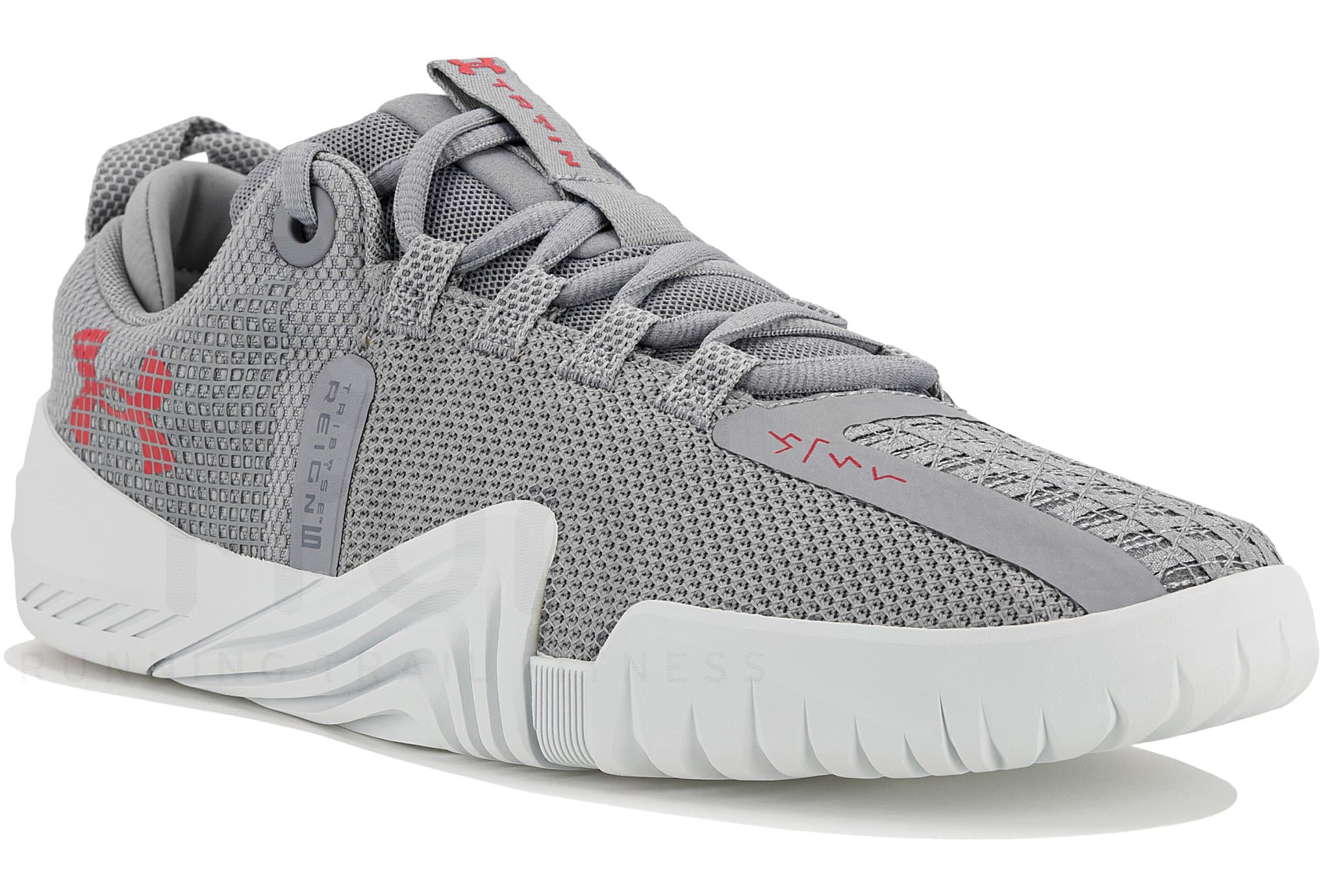 Under Armour TriBase Reign 6